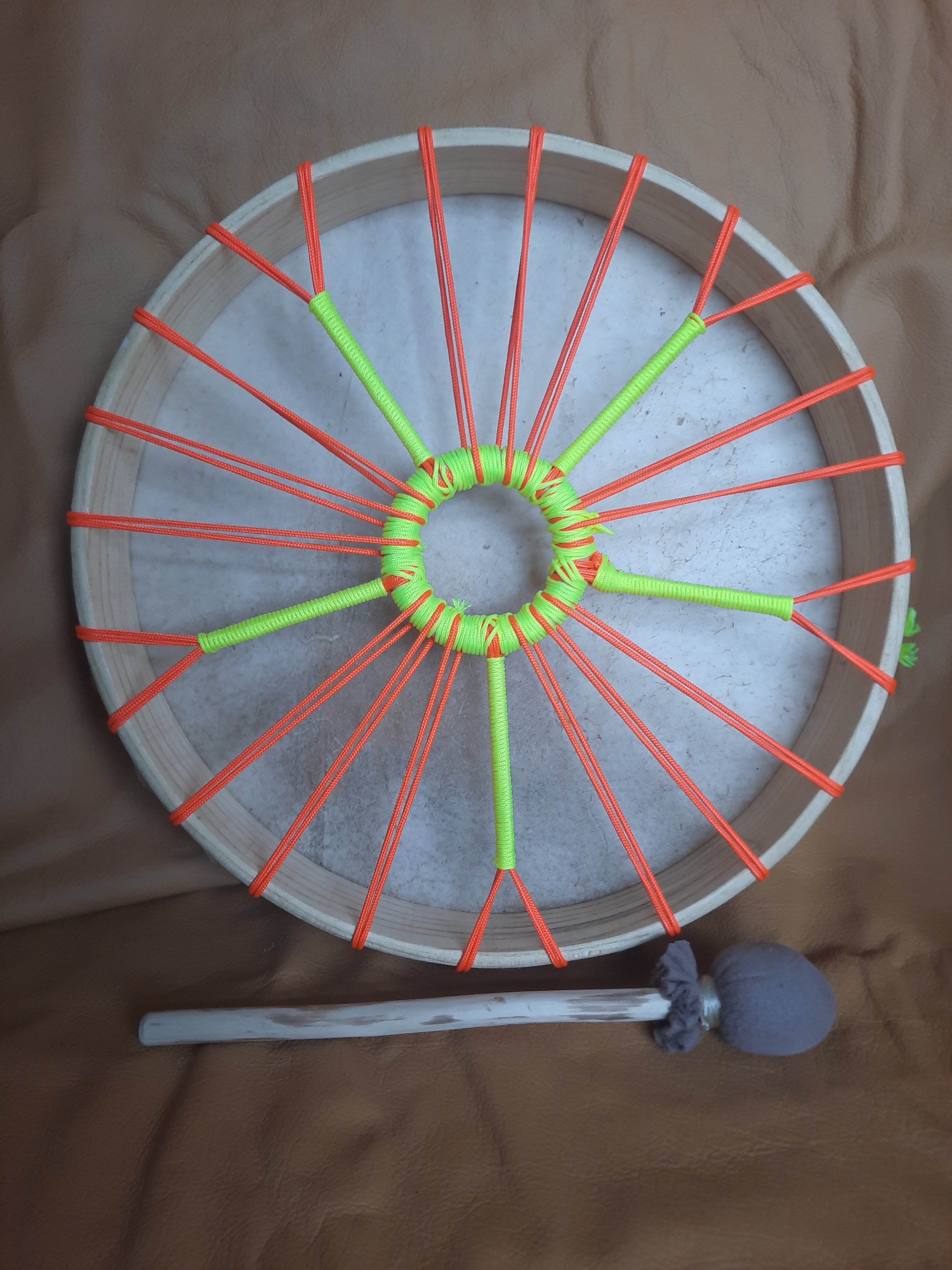 Tambours en peau de cerf