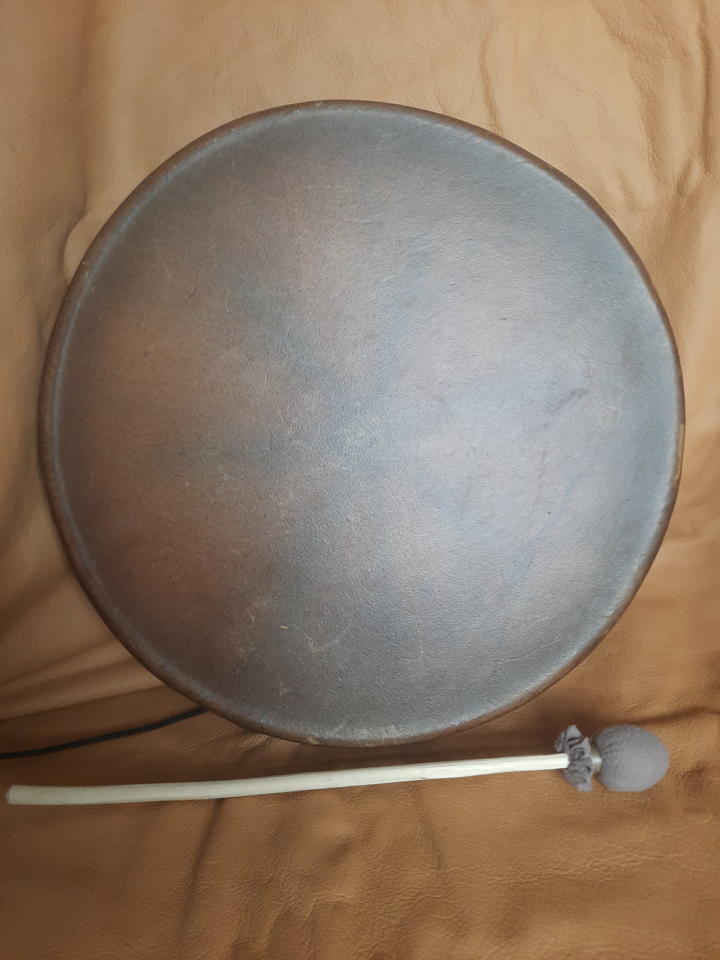 tambours en peau de taureau