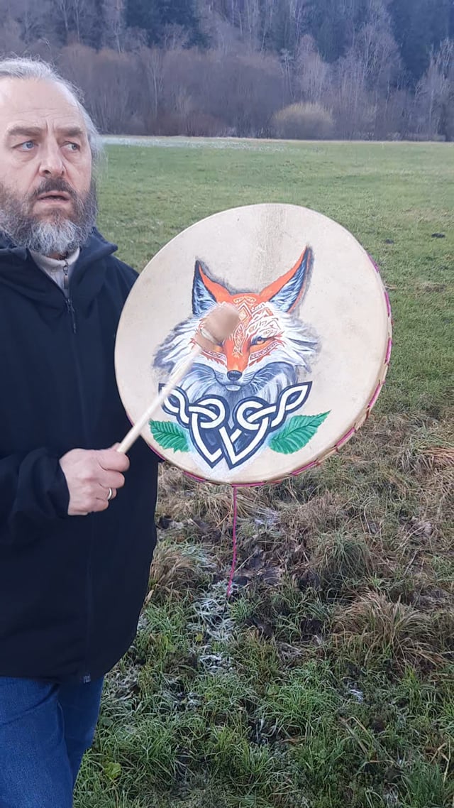 tambours en peau de biche