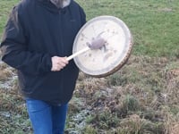 tambours en peau de biche